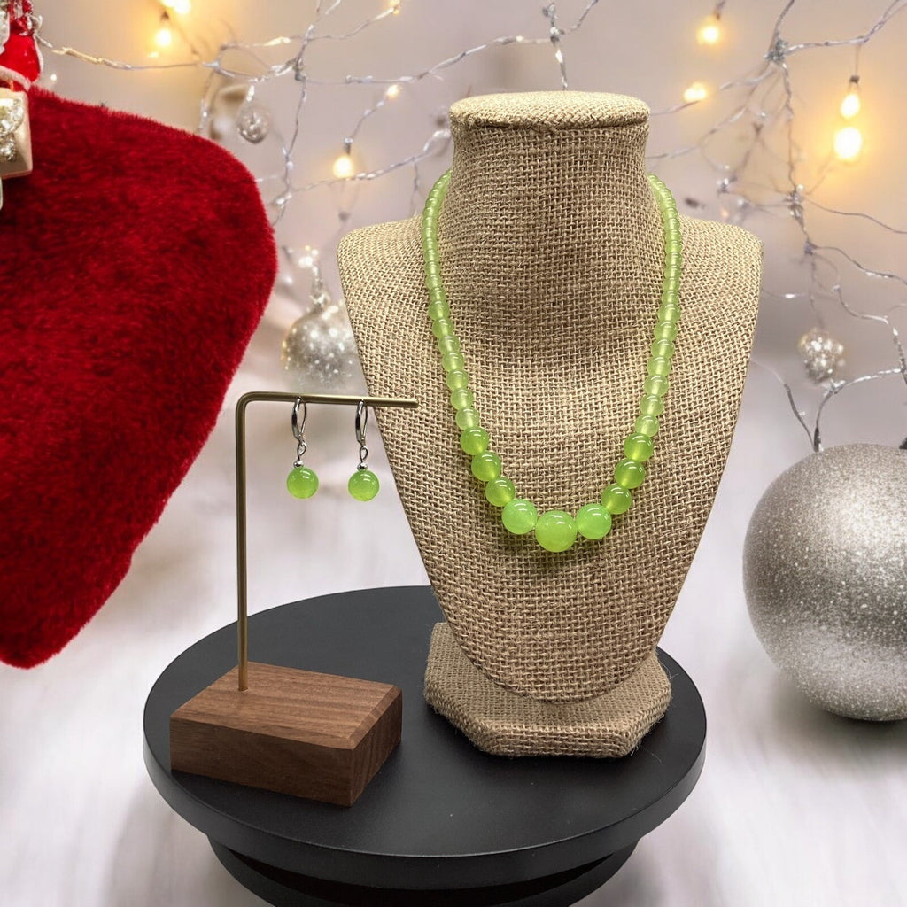 Peridot Silver Plated Beautiful Set. Just Right For A night Out. With Earrings