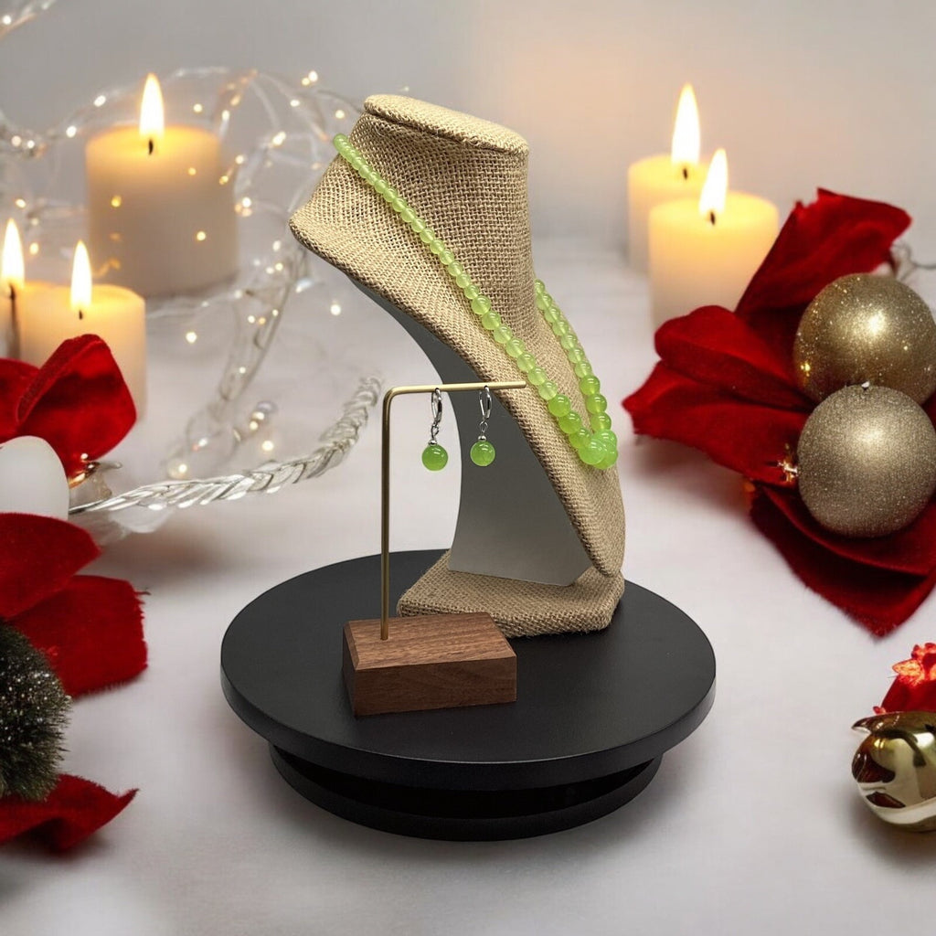 Peridot Silver Plated Beautiful Set. Just Right For A night Out. With Earrings