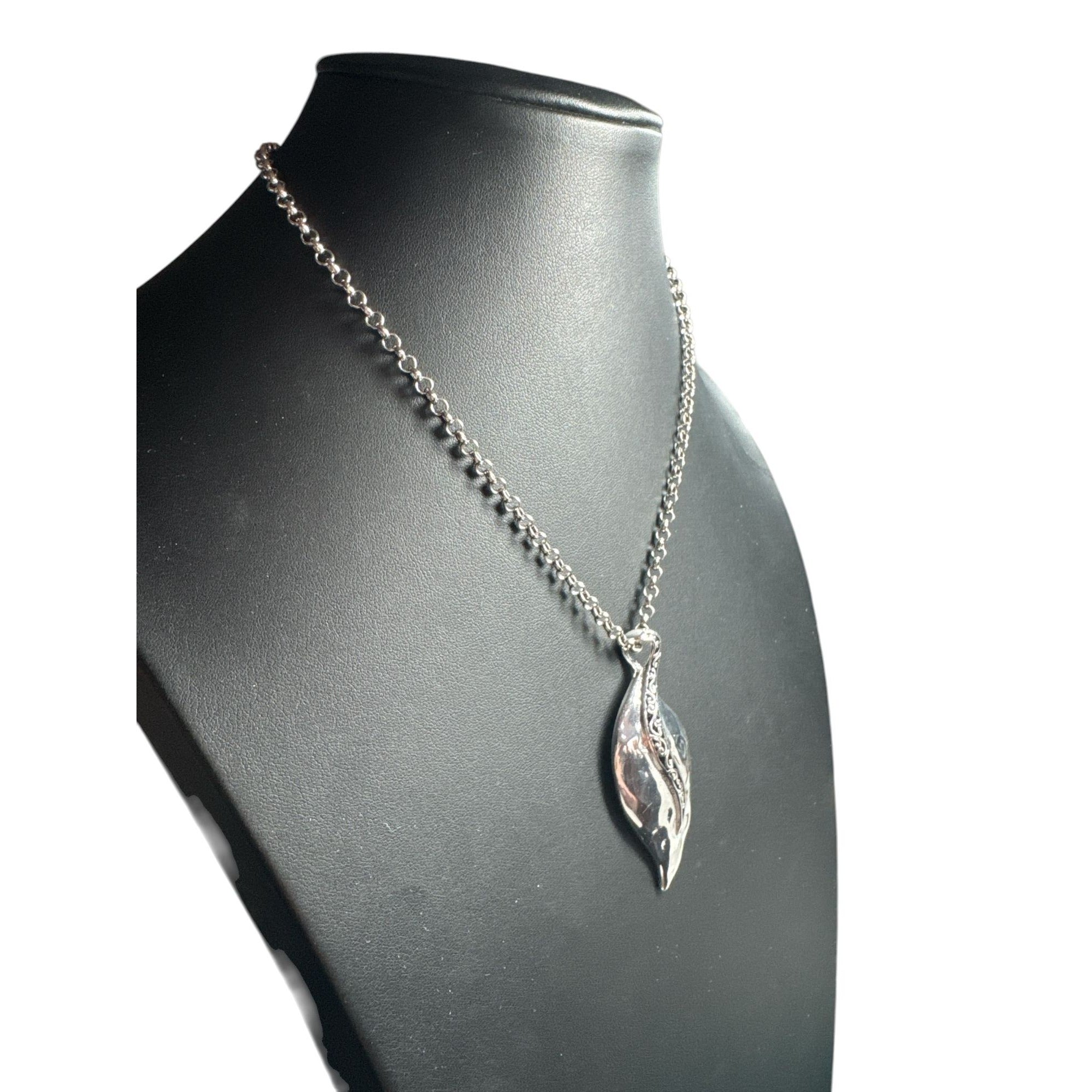 Silver Leaf Pendant Necklace, Engraved Vine Design, Elegant Nature Inspired Jewelry