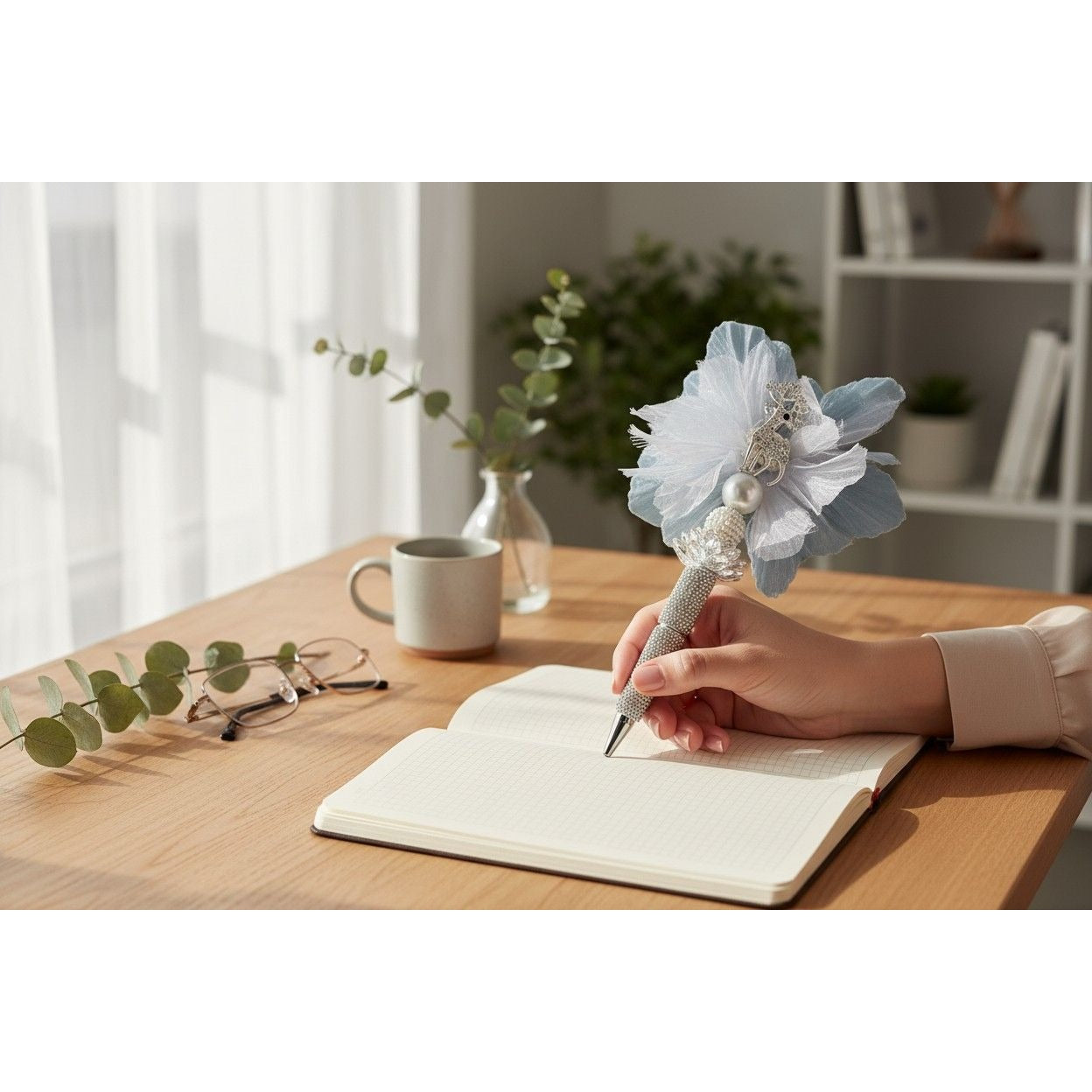 Luxury Rhinestone Flower Pen with Pearl & Deer Charm, Crystal Lotus, Ornate Decorative Writing Pen