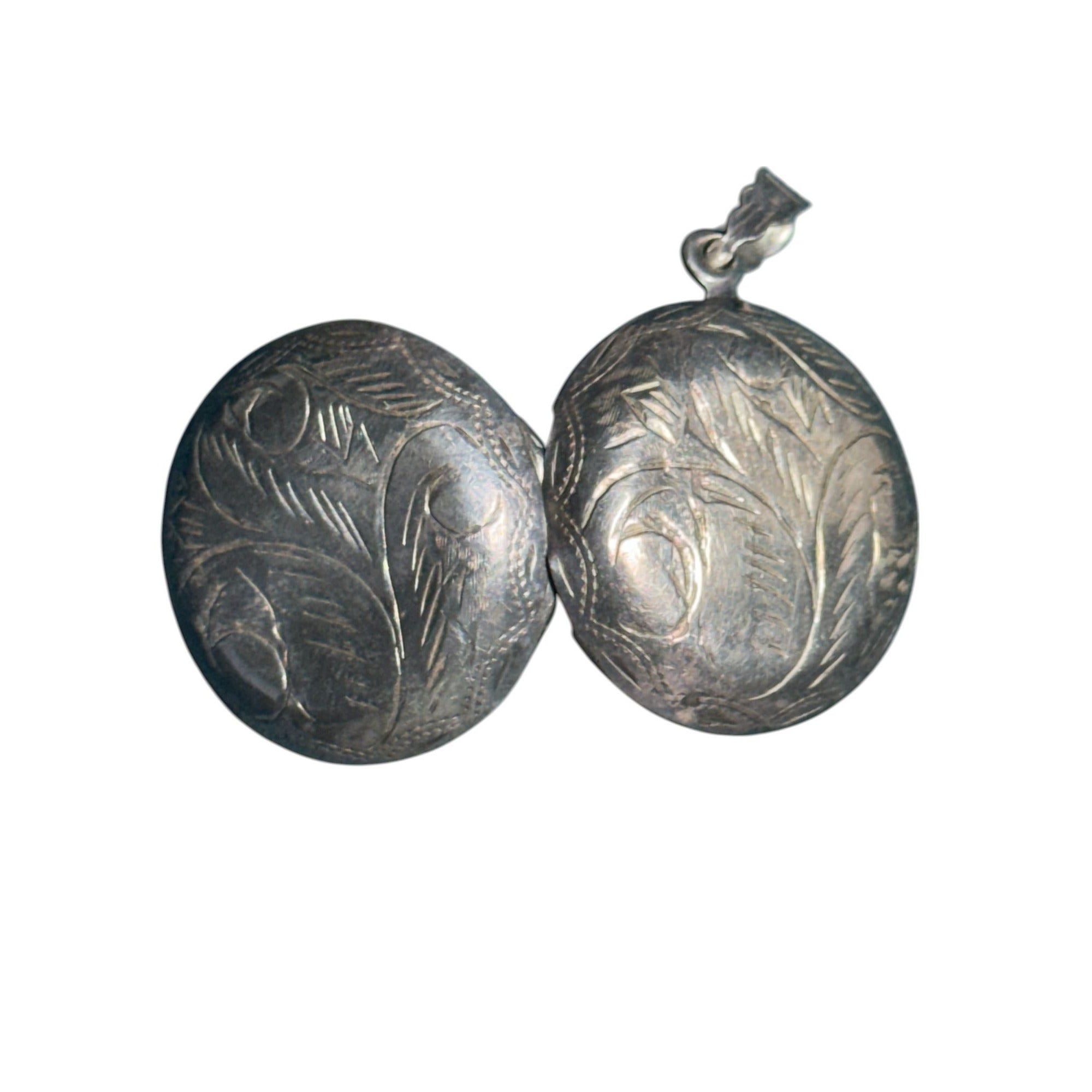 Sterling Silver 925 Engraved Locket Round Vintage Etched Floral Design Pendant