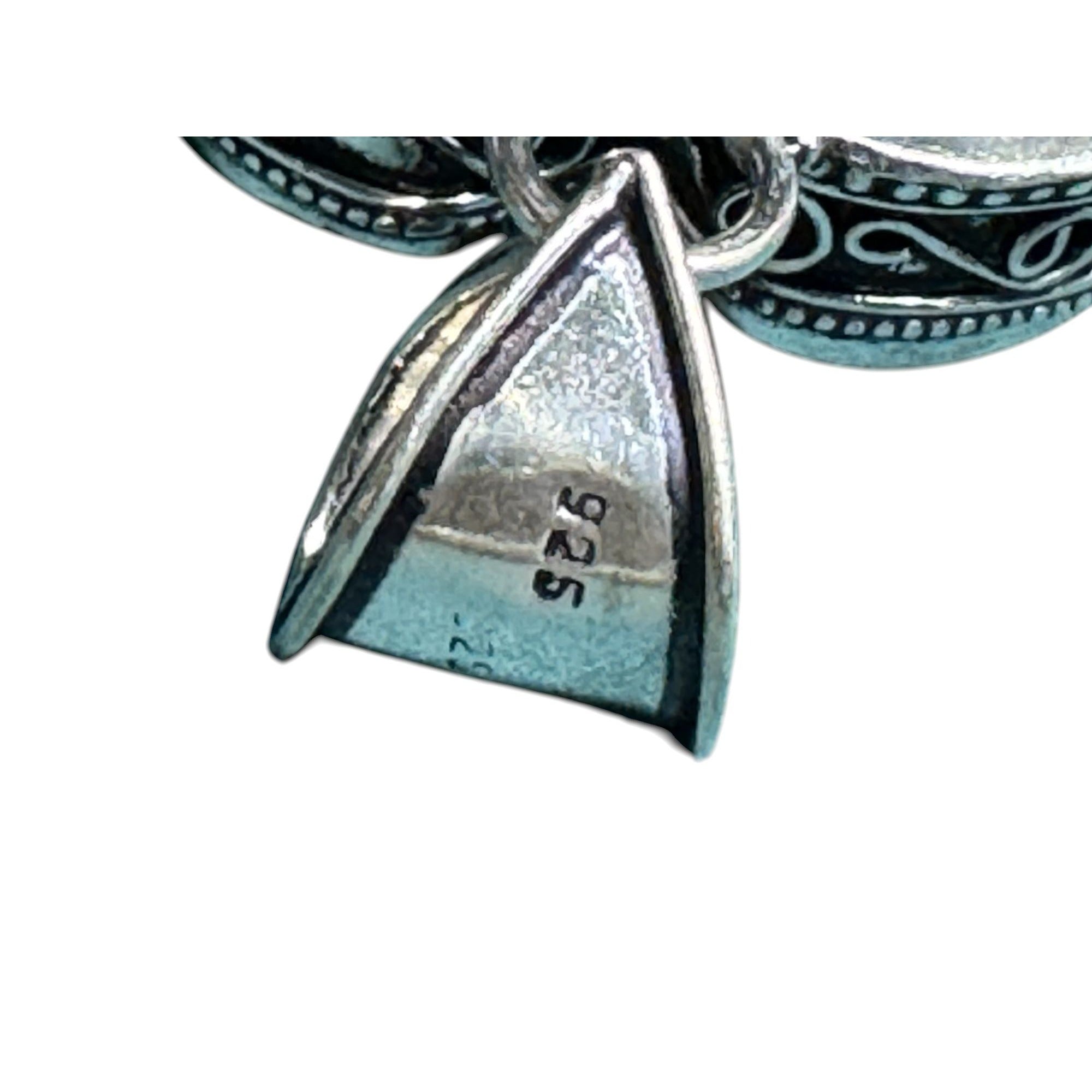 Sterling Silver 925 Heart Pendant Deep Green Faceted Glass Stone Ornate Vintage Style Design