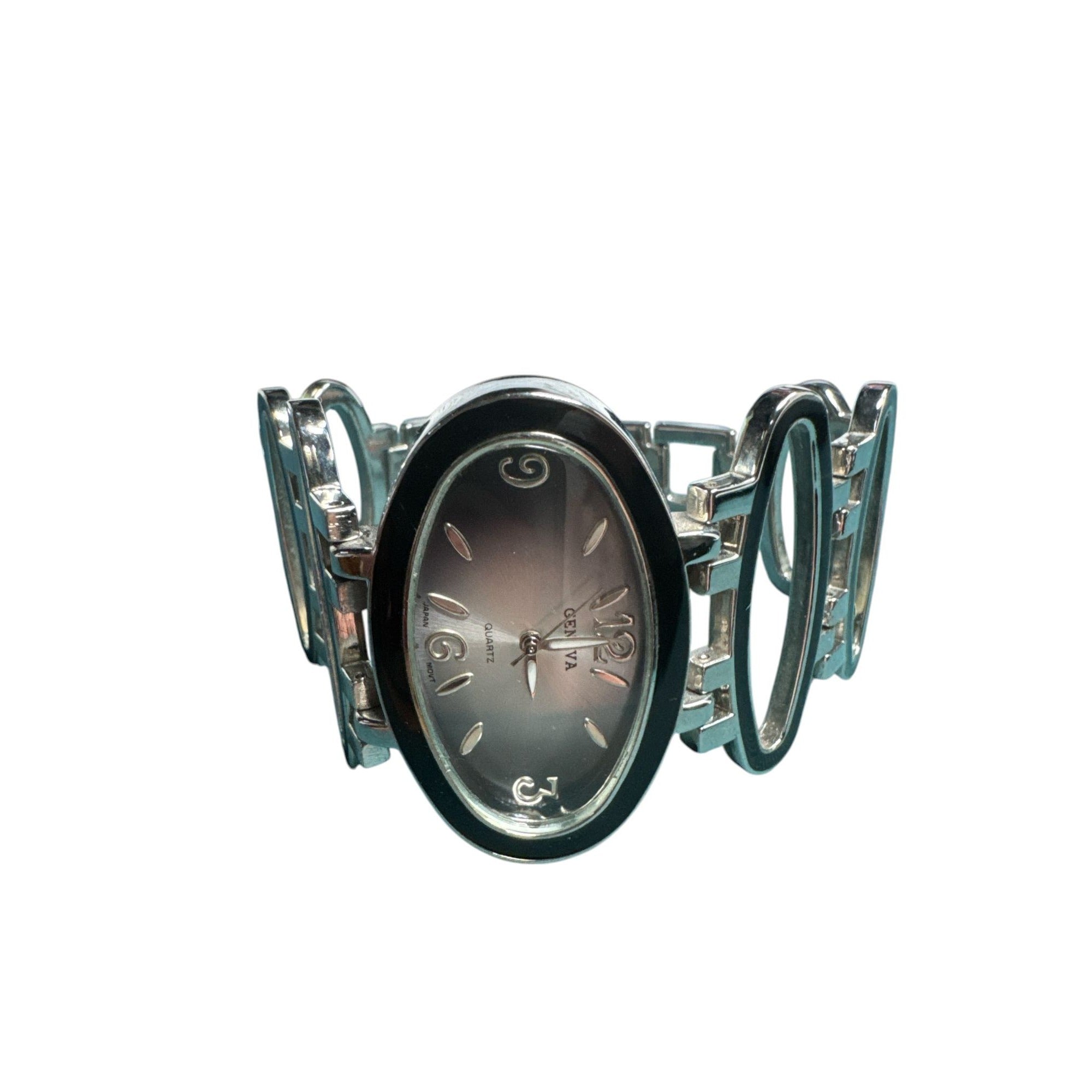 Geneva Quartz Womens Oval Silver-Tone Bracelet Watch With Unique Open-Link Design