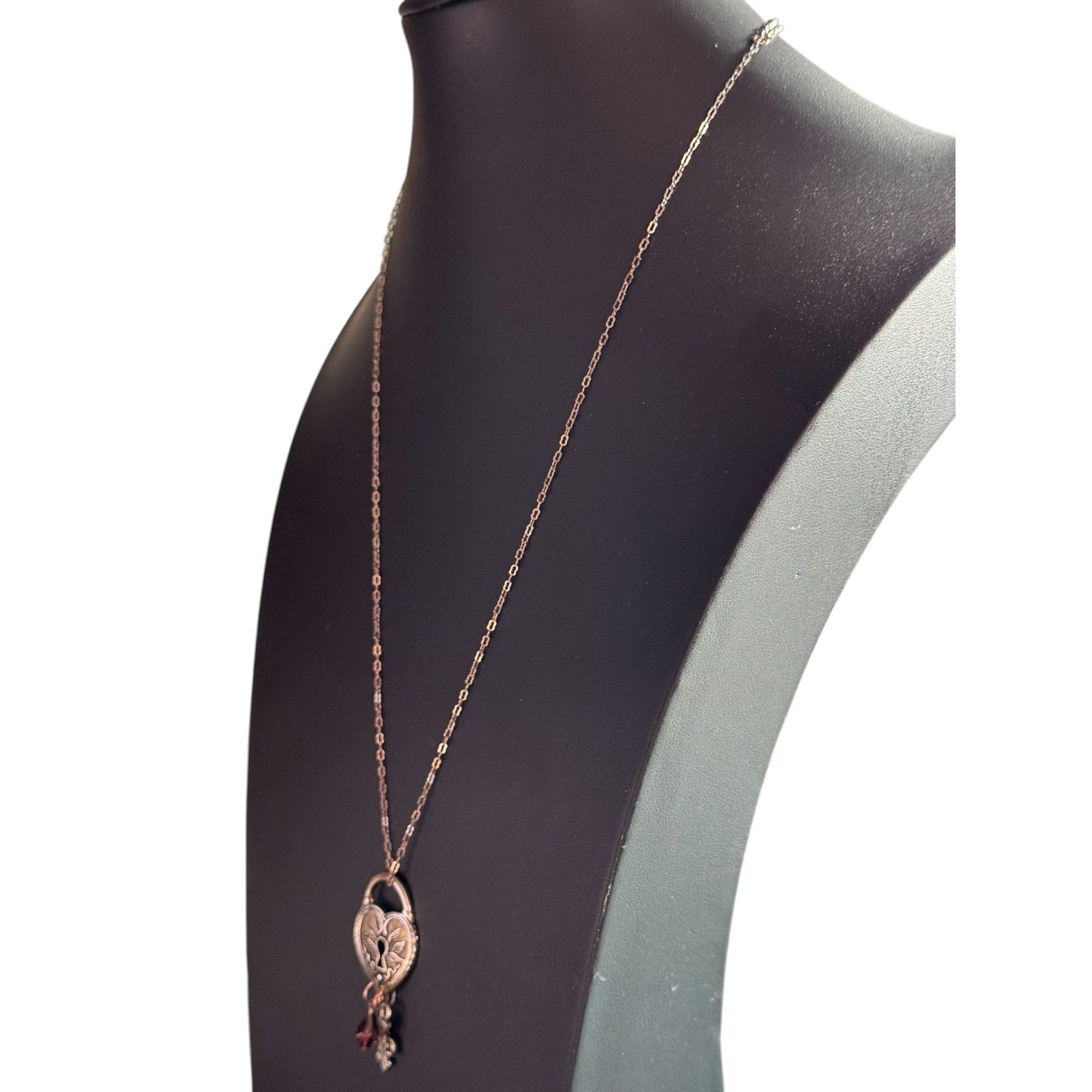 Heart-Shaped Padlock Pendant Necklace With Charms & Keyhole Design Silver-Tone Chain Fleur-De-Lis Key & Crystal Accents
