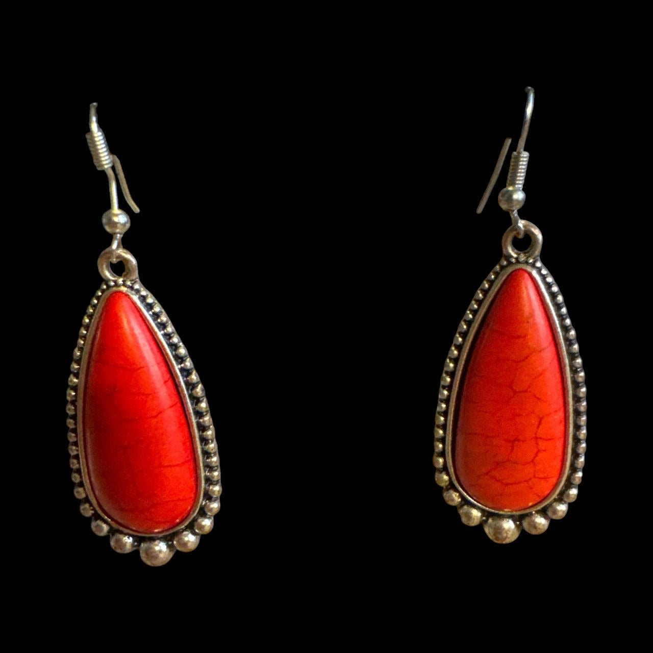 Vintage Style Red Teardrop Dangle Earrings Silver Tone Boho Western Crackle Stone 2 Inches Long