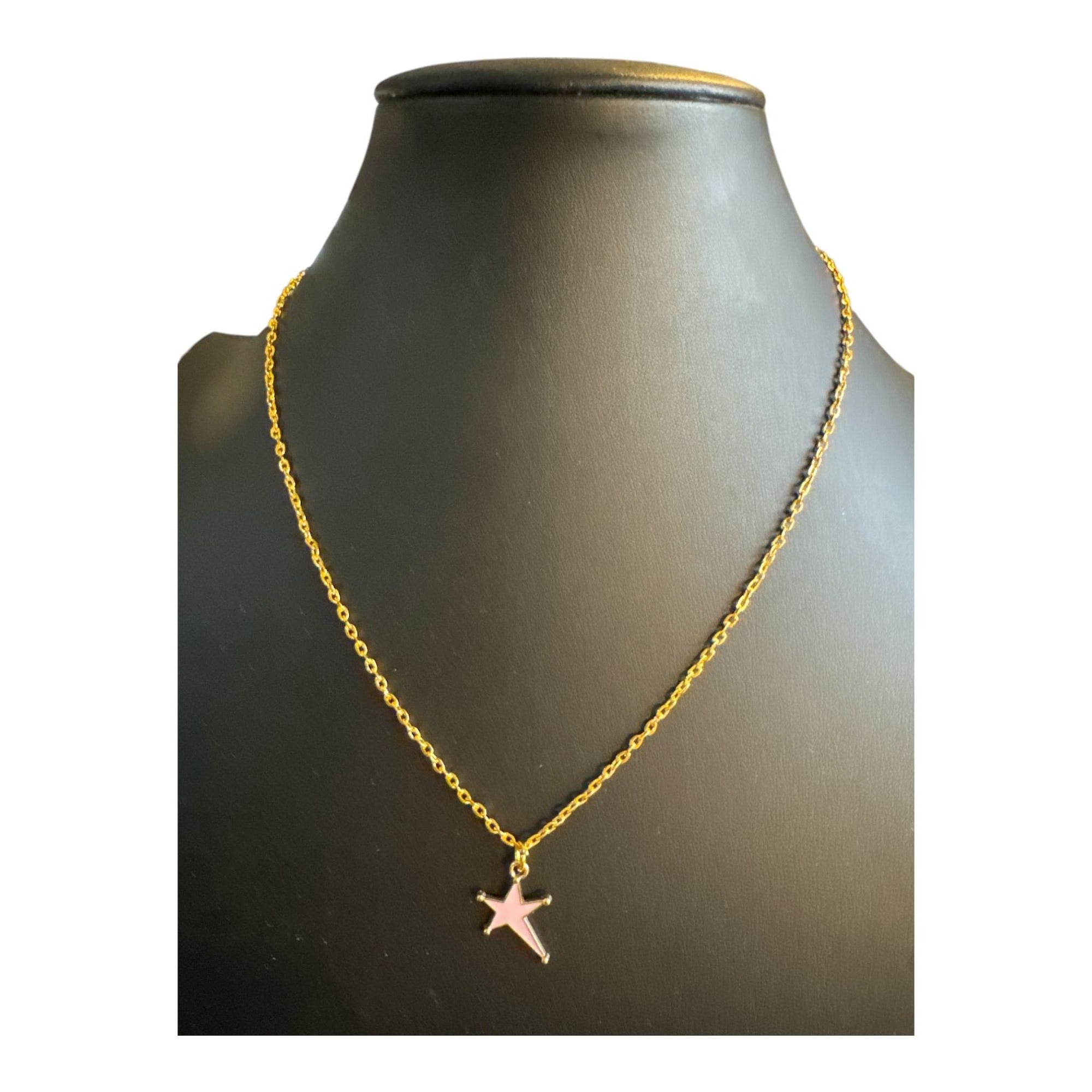 Gold-Plated Chain Necklace With Pink Star Pendant