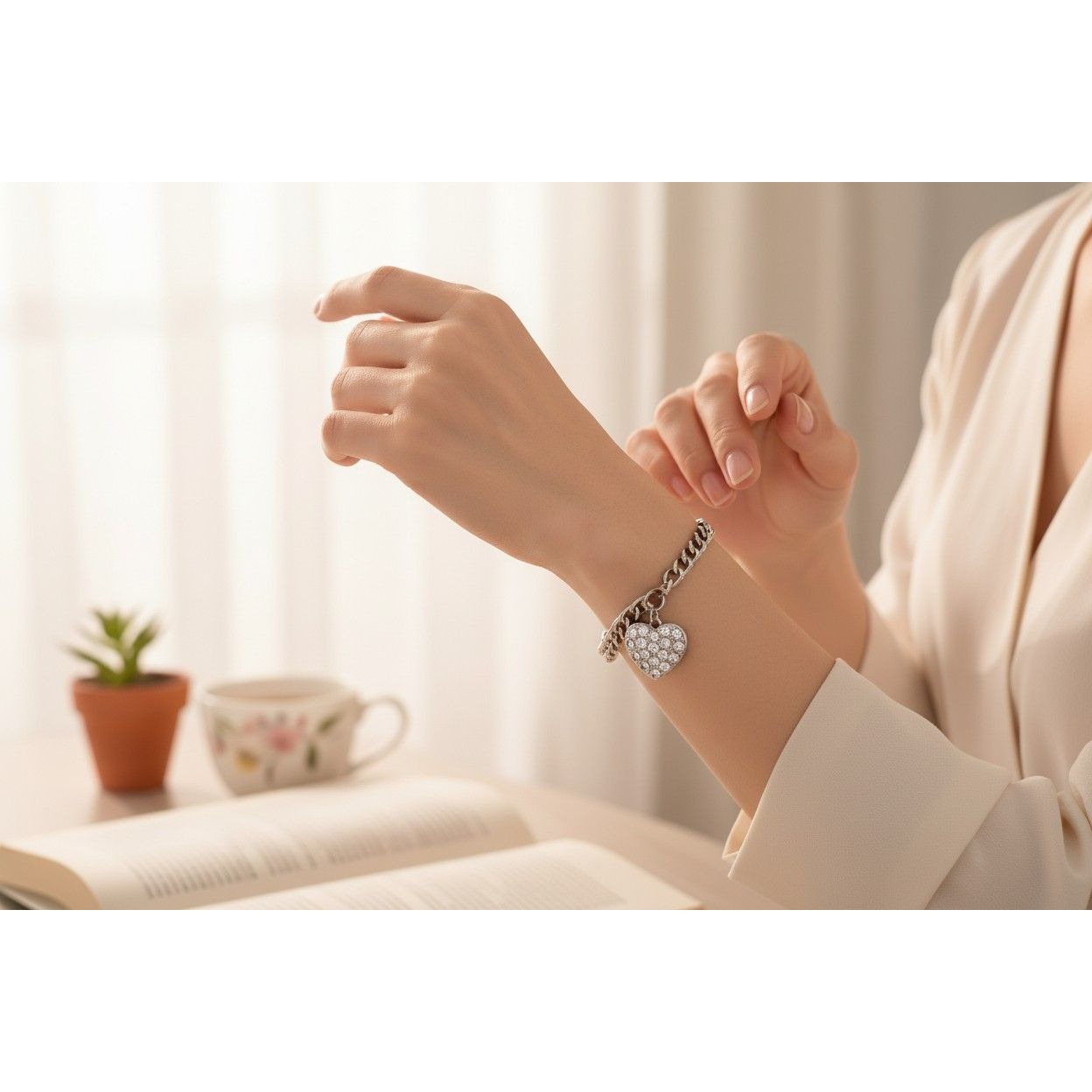 Silver Tone Heart Charm Bracelet Rhinestone Pave Sparkly Chain Adjustable Women’s Jewelry