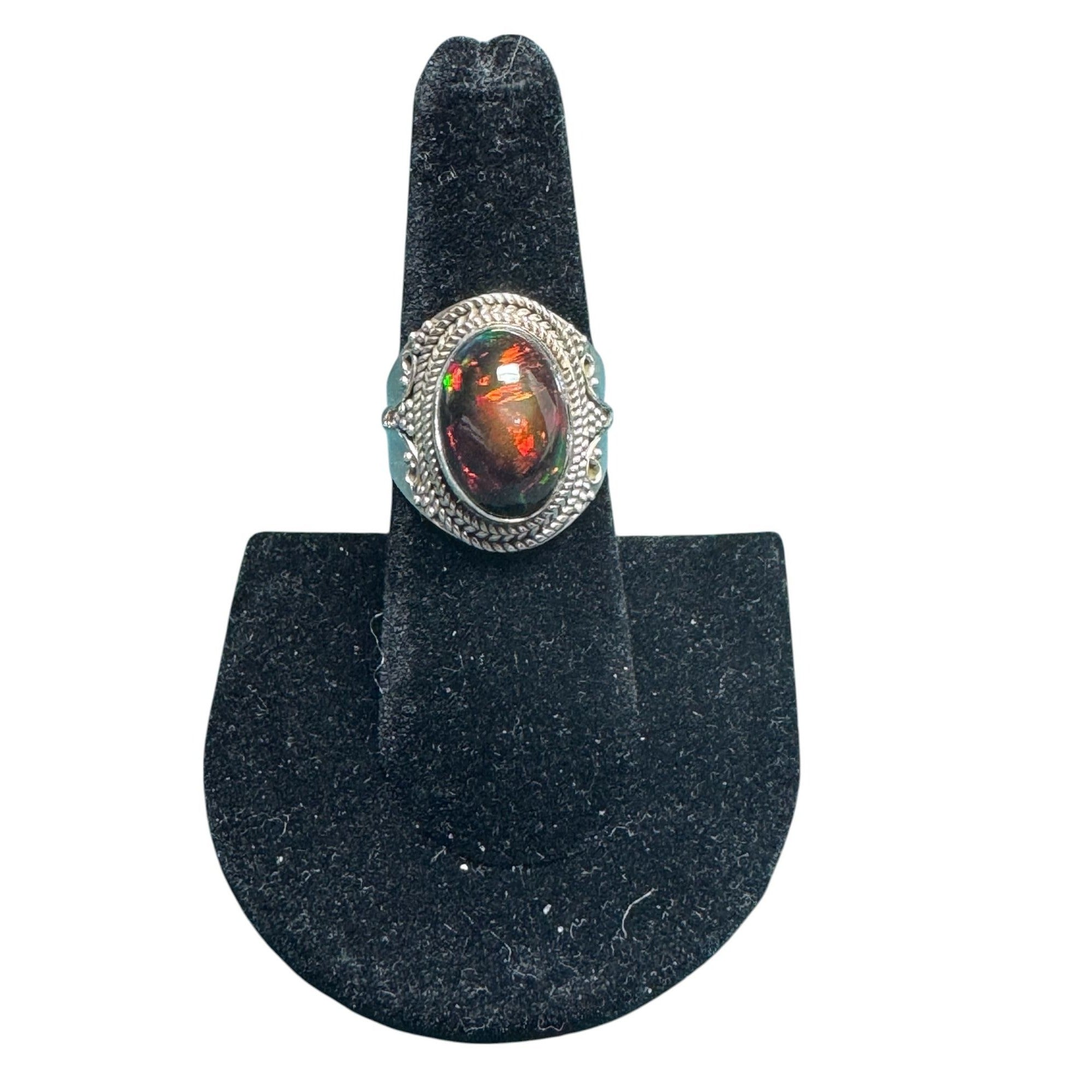 Vintage Sterling Silver Ring With Fiery Opal Gemstone Intricate Detailing Statement Jewelry