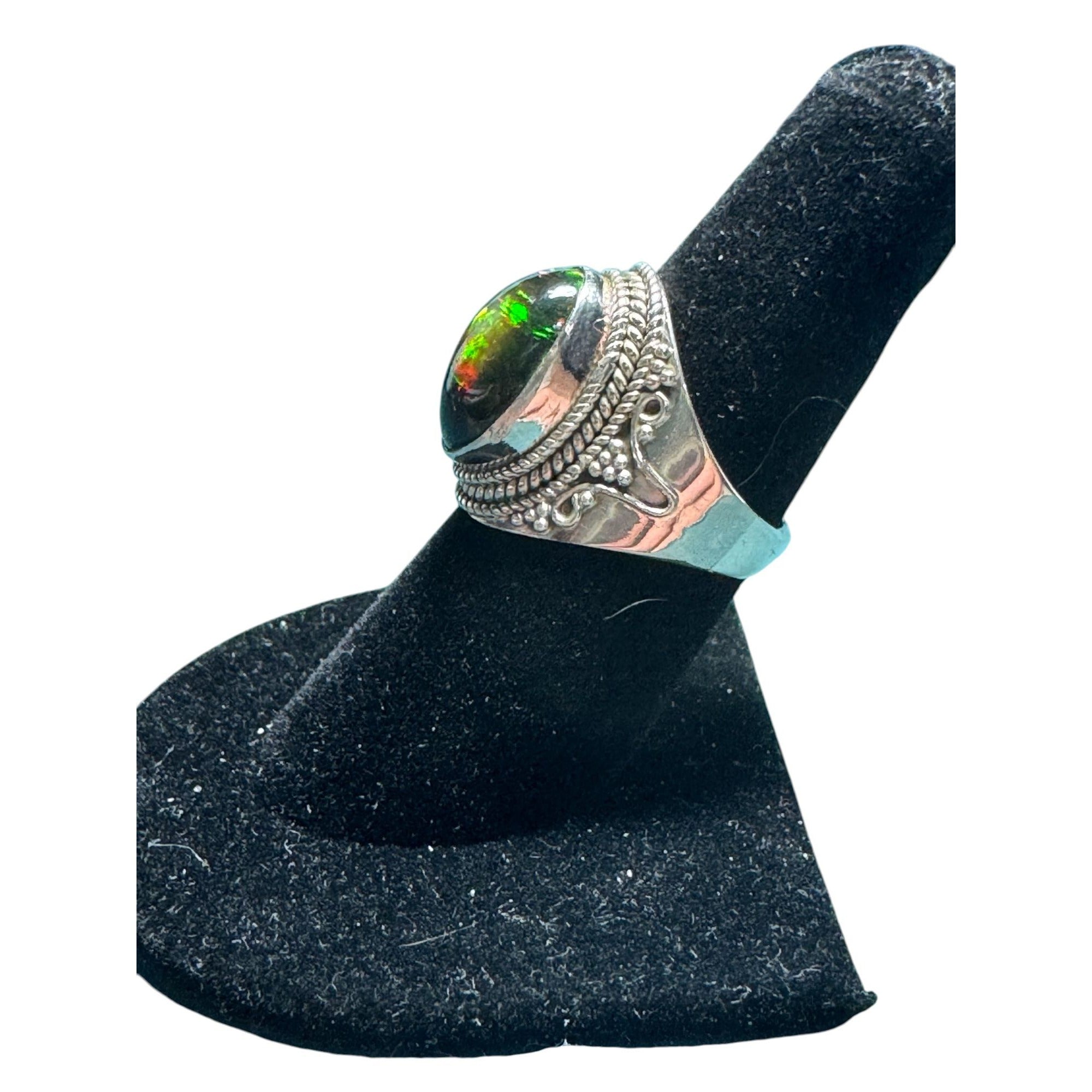 Vintage Sterling Silver Ring With Fiery Opal Gemstone Intricate Detailing Statement Jewelry
